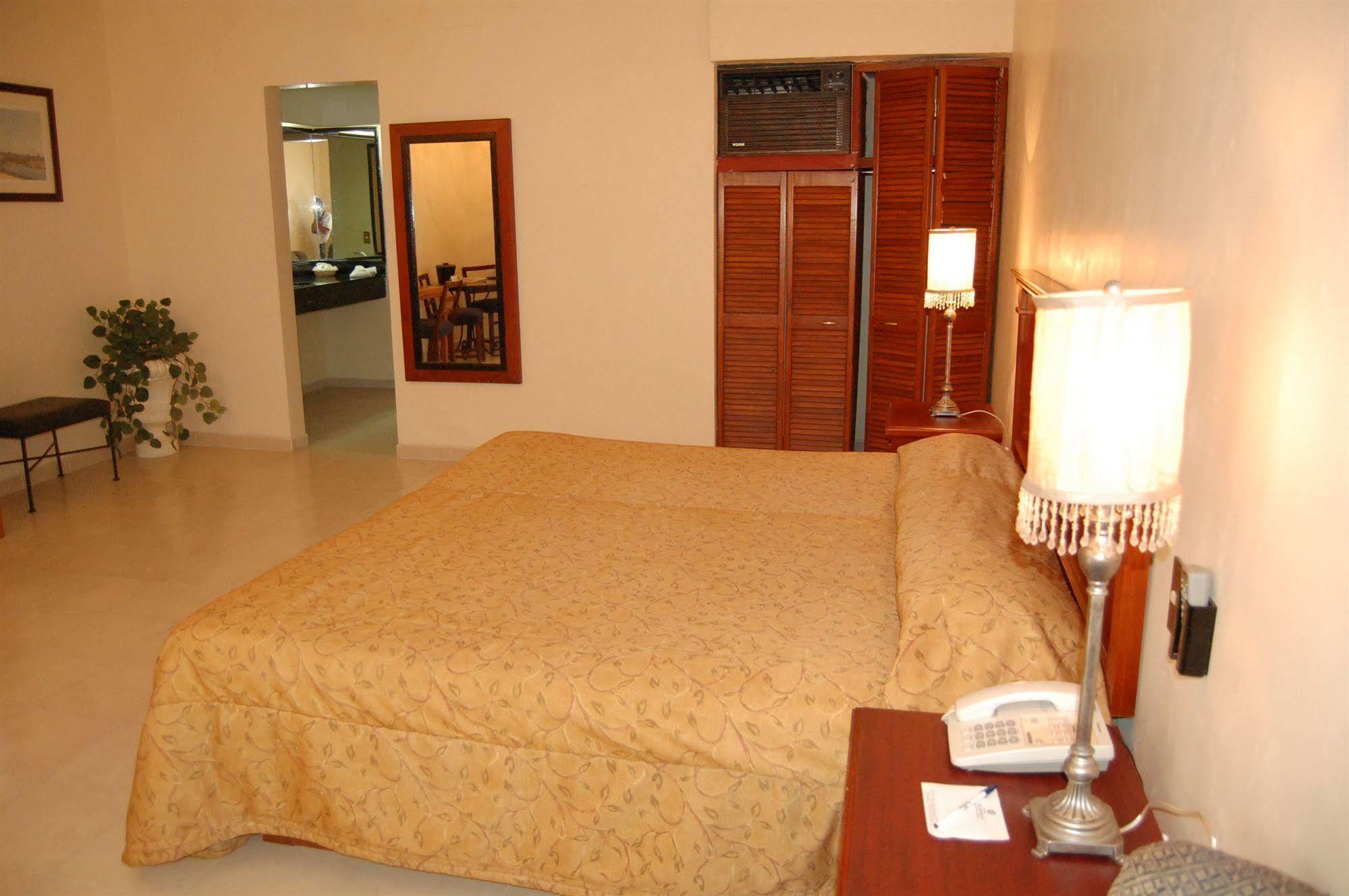 Real De Minas San Luis Potosi Hotel Exterior photo